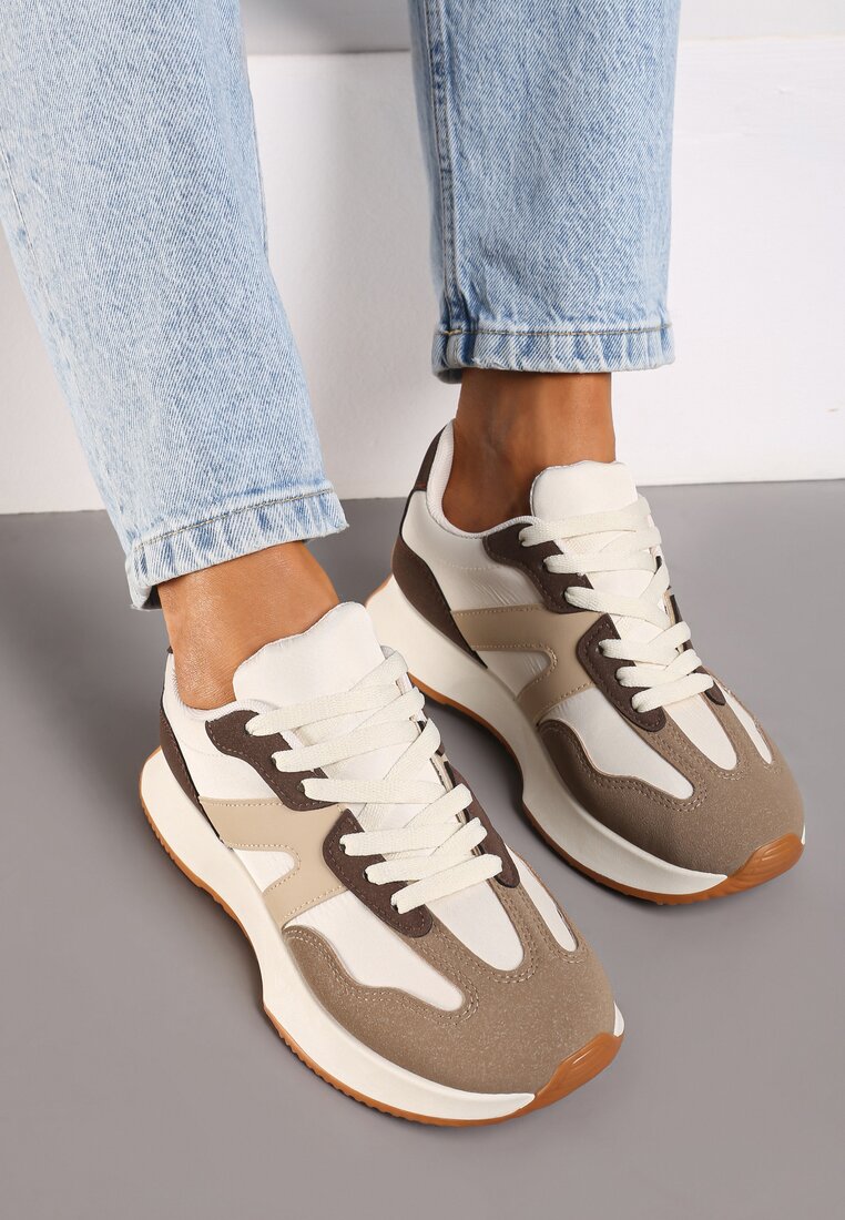 Brązowe Sneakersy na Płaskiej Podeszwie z Geometryczną Wstawką Sewla