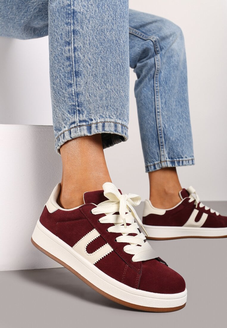 Bordowe Sznurowane Sneakersy na Płaskie Podeszwie Wykończone Geometrycznym Wzorem Genaria