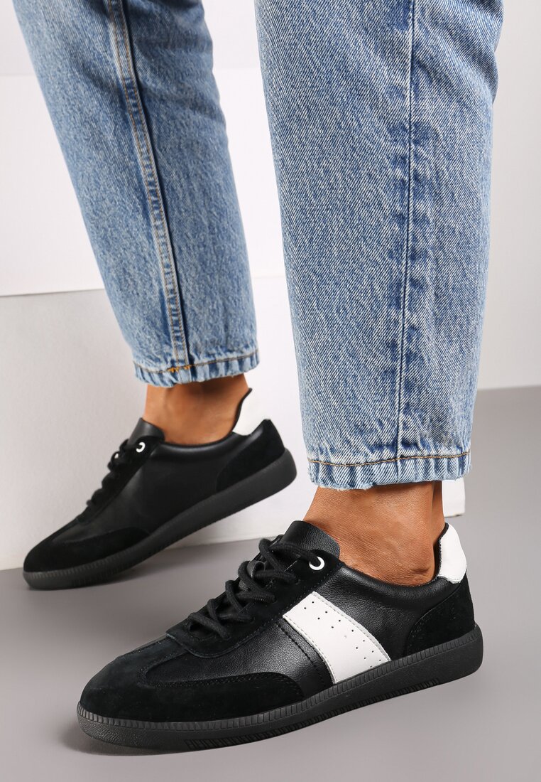 Czarno-Białe Sneakersy na Płaskiej Podeszwie ze Skóry Naturalnej Ozdobione Przeszyciami Milirea