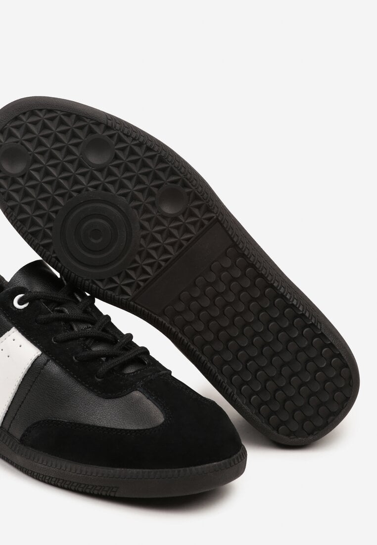 Czarno-Białe Sneakersy na Płaskiej Podeszwie ze Skóry Naturalnej Ozdobione Przeszyciami Milirea