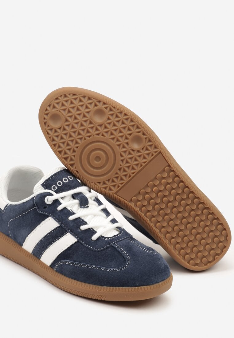 Granatowe Sneakersy ze Skóry Naturalnej na Płaskiej Podeszwie Wykończone Paskami Navinda
