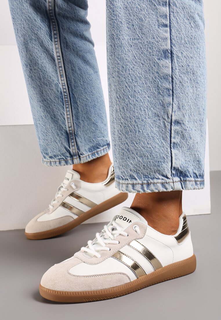 Biało-Złote Sneakersy ze Skóry Naturalnej na Płaskiej Podeszwie Wykończone Paskami Navinda
