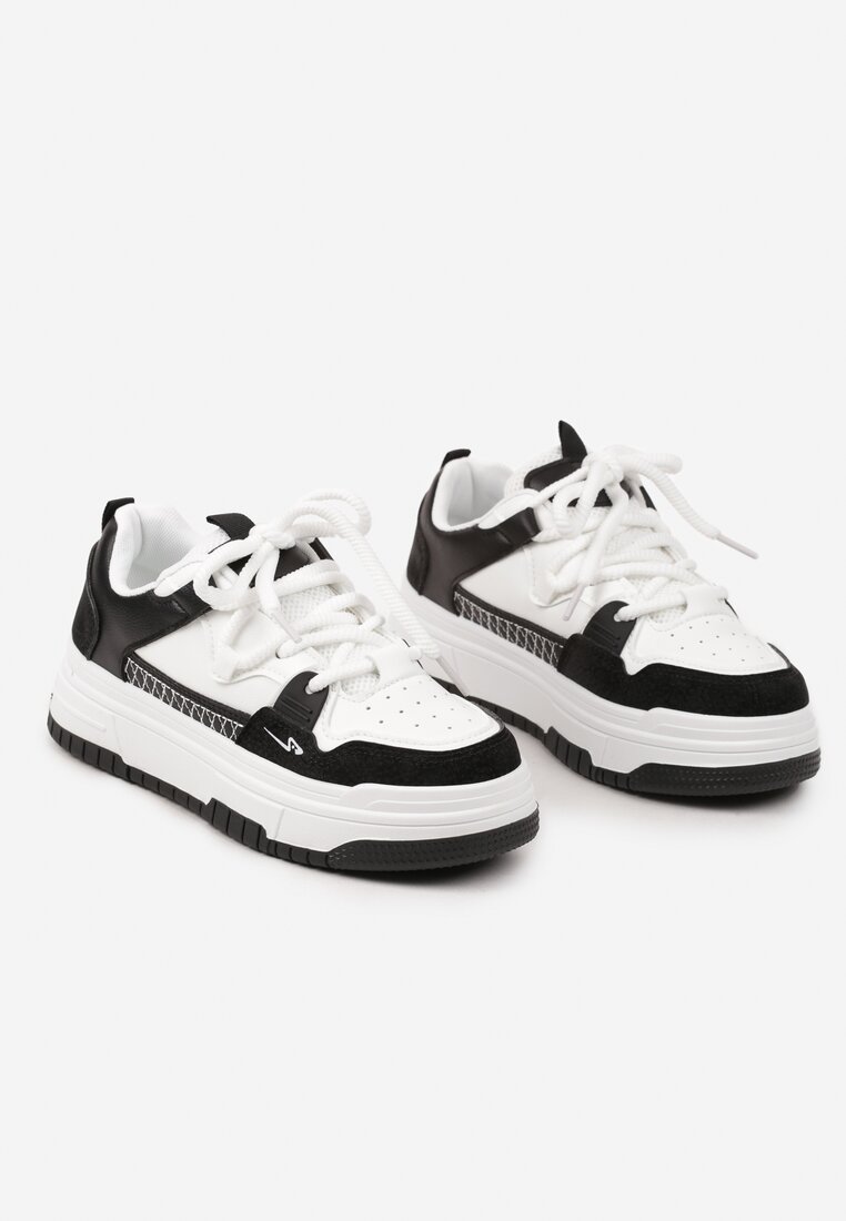 Czarne Sneakersy na Płaskiej Podeszwie Ozdobione Tłoczeniem Mlimara