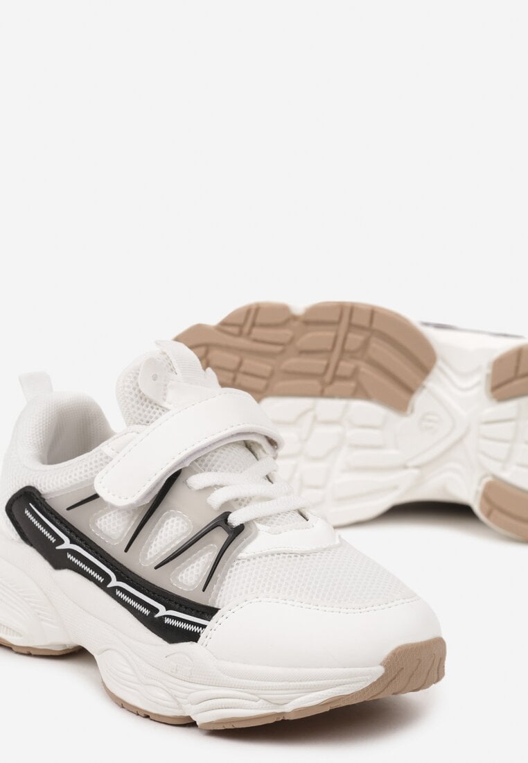 Białe Buty Sportowe Sneakersy na Grubej Tłoczonej Podeszwie Zapinane na Rzep Zanovia