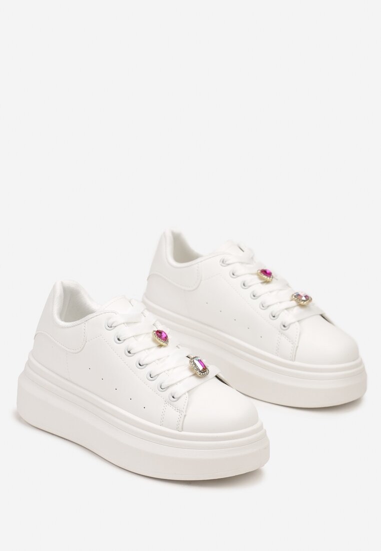 Białe Sneakersy na Platformie z Aplikacjami na Sznurówkach Neveahra