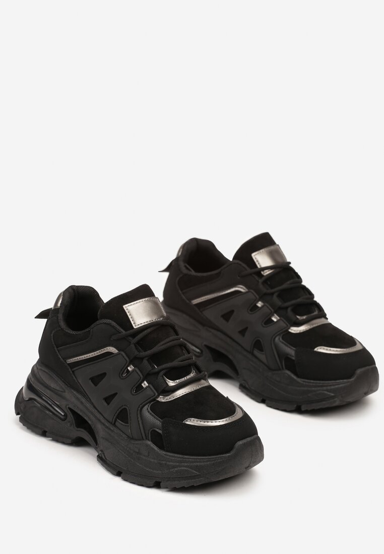 Czarne Sznurowane Sneakersy na Tłoczonej Platformie Nevettine