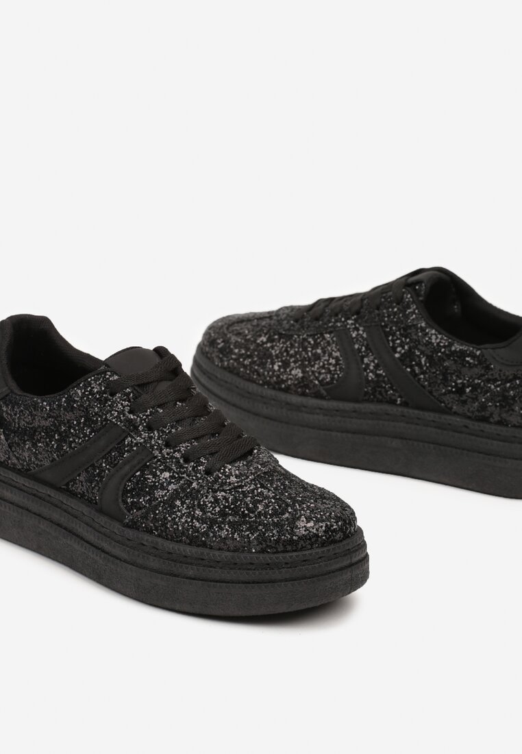 Czarne Brokatowe Sneakersy na Niskiej Platformie Nevilinna