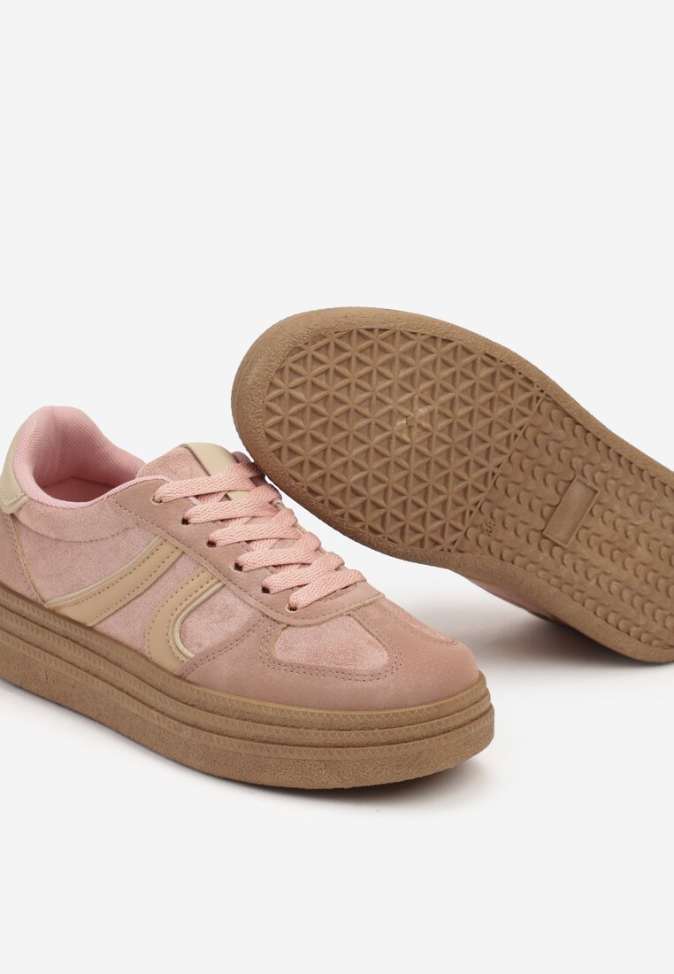 Różowe Sneakersy na Platformie Ozdobione Geometrycznym Motywem Nevmira
