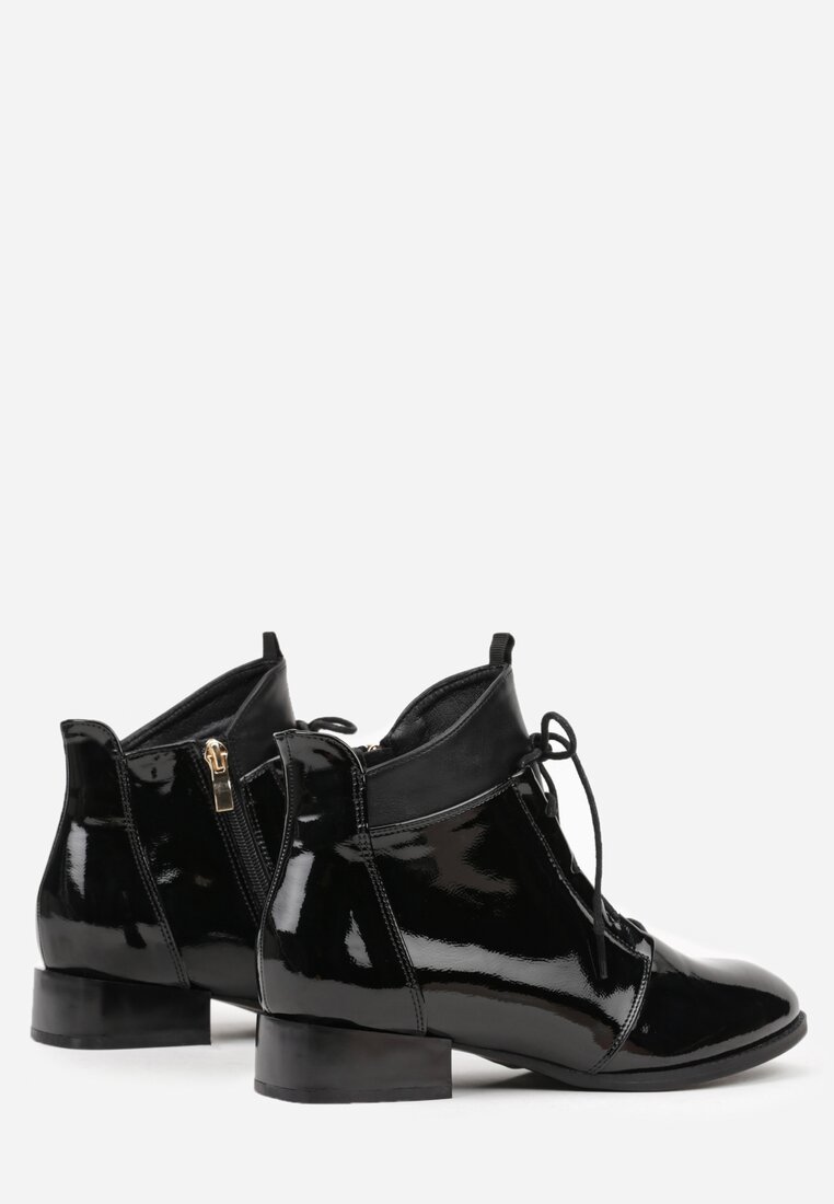Czarne Botki Lakierowane na Płaskiej Podeszwie ze Sznurowaniem Mivalia