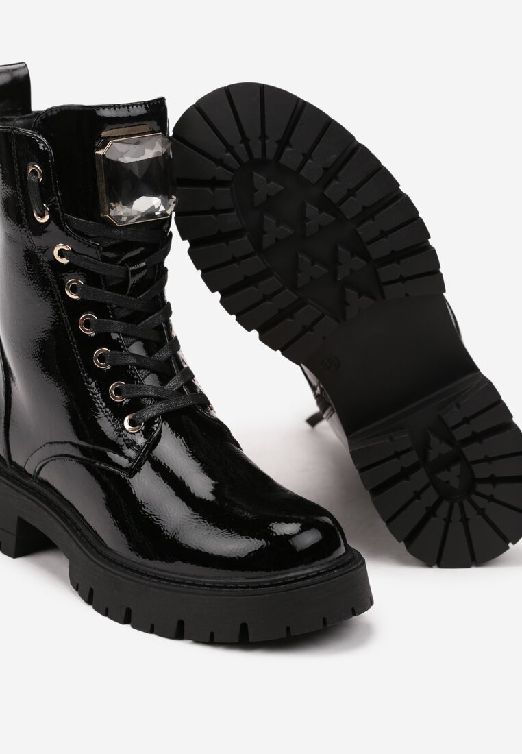 Czarne Sznurowane Botki na Platformie w Stylu Workerów z Aplikacją Kryształka Arrelae