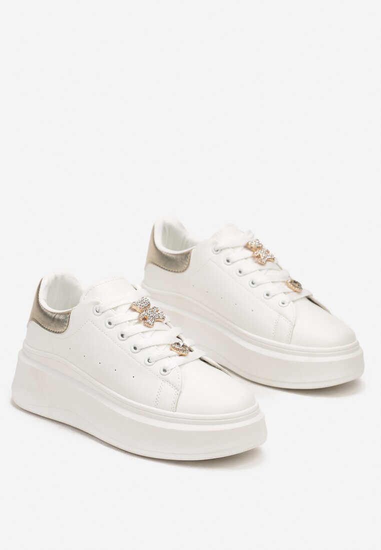 Biało-Złote Sneakersy na Grubej Podeszwie ze Złotymi Ozdobami na Sznurówkach i Wstawką na Pięcie Rexisa