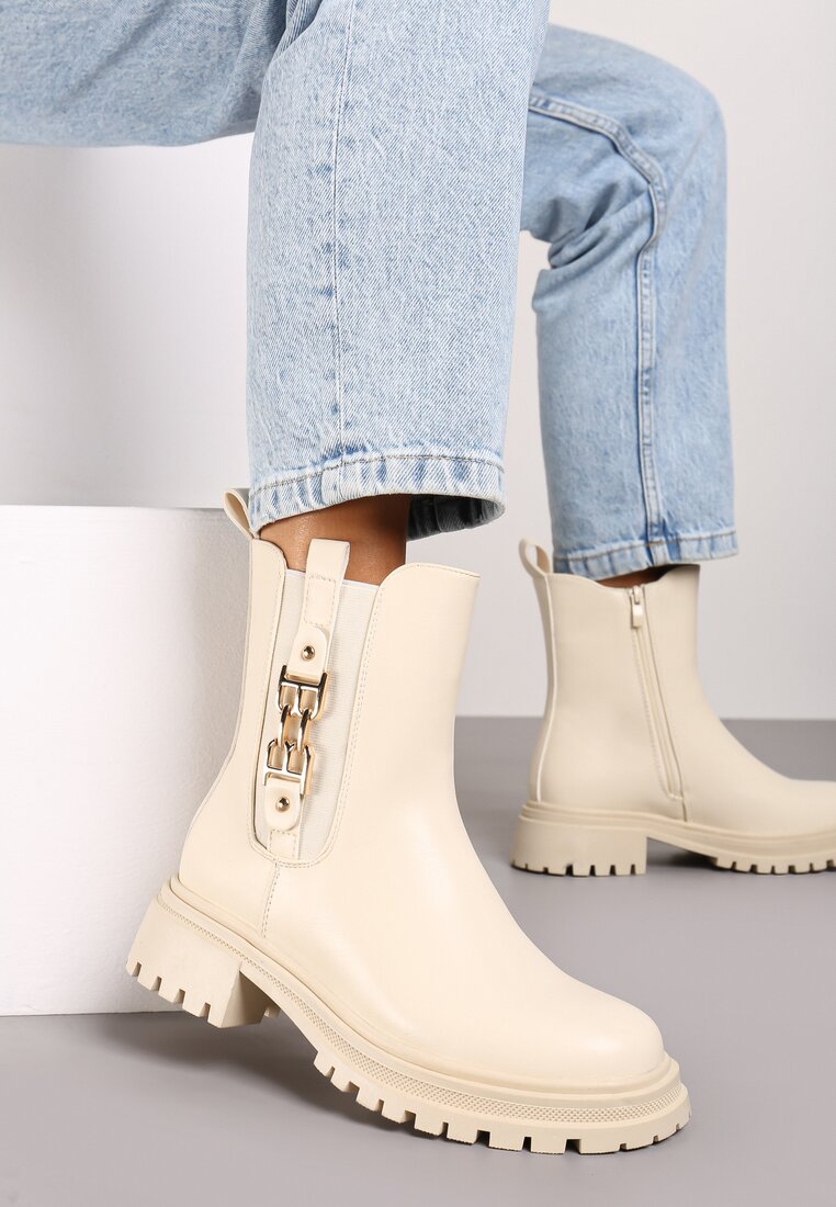 Botine Bej
