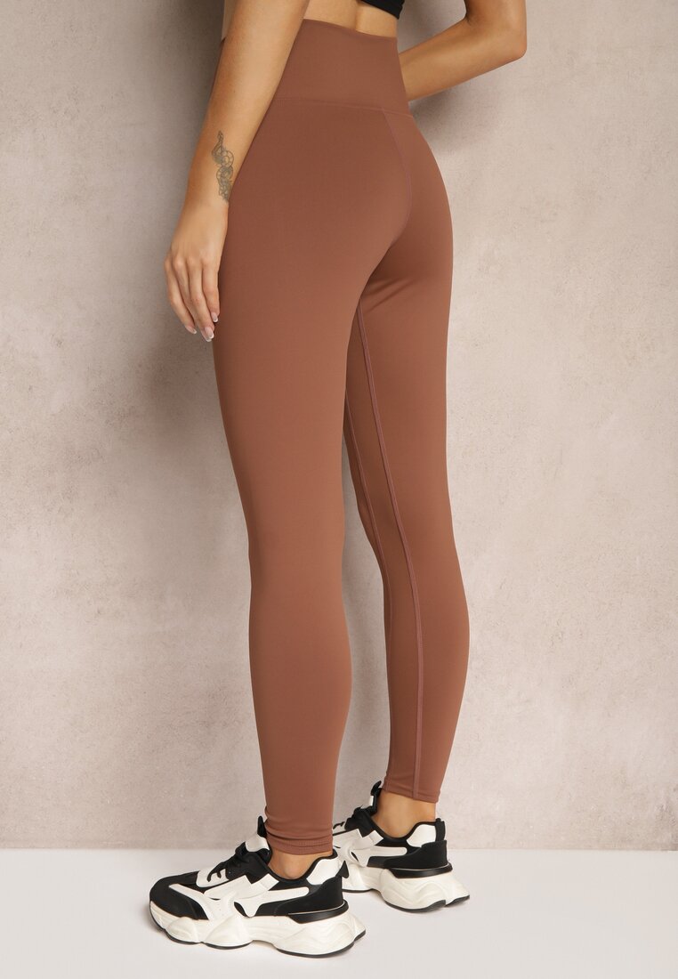 Brązowe Sportowe Legginsy High Waist z Małym Ozdobnym Znaczkiem Lerilane