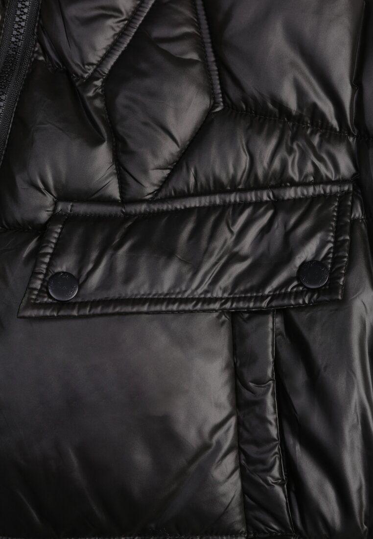 Czarna Pikowana Kamizelka z Troczkami i Odpinanym Kapturem Arrelarra