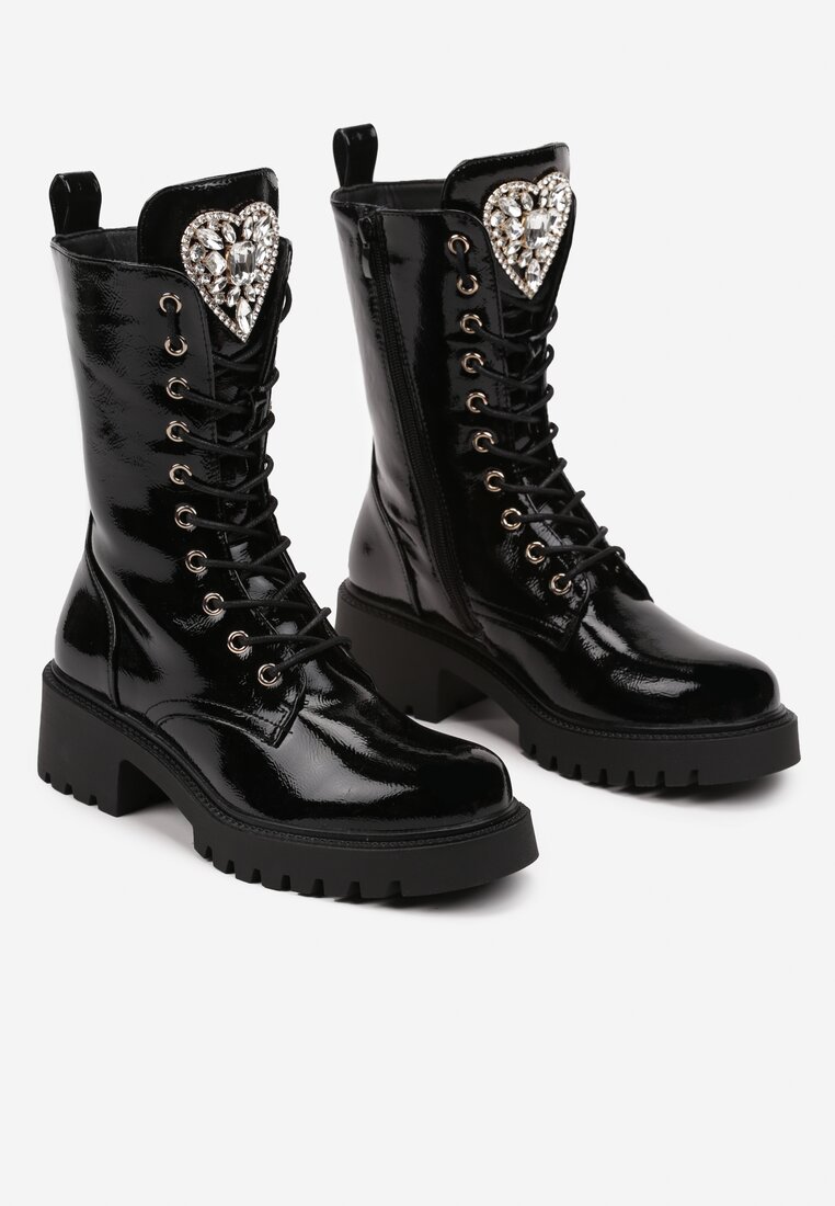 Czarne Lakierowane Botki Workery Ozdobione Serduszkiem z Kryształkami Merilithe