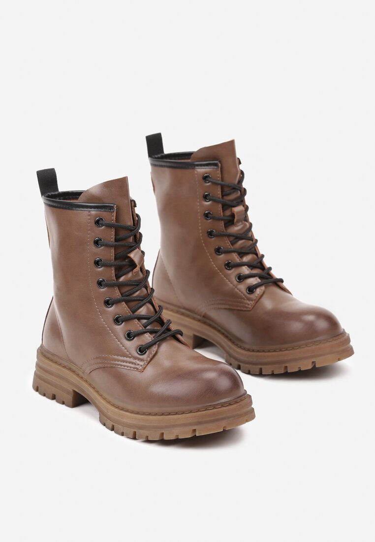 Botine Bej
