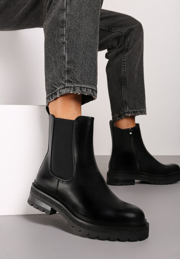 Botine Negre