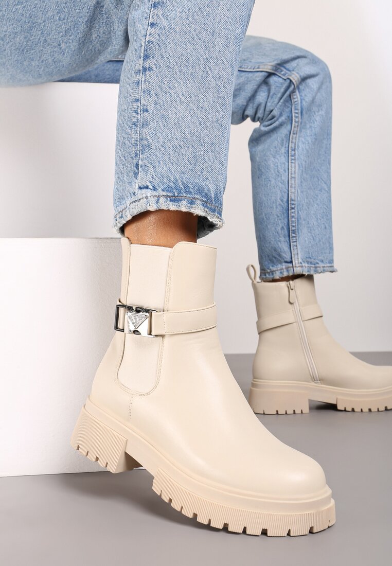 Botine Bej