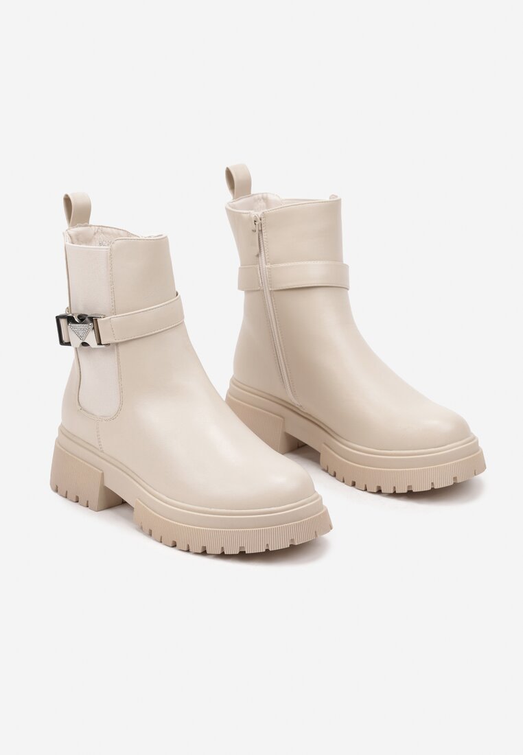 Botine Bej