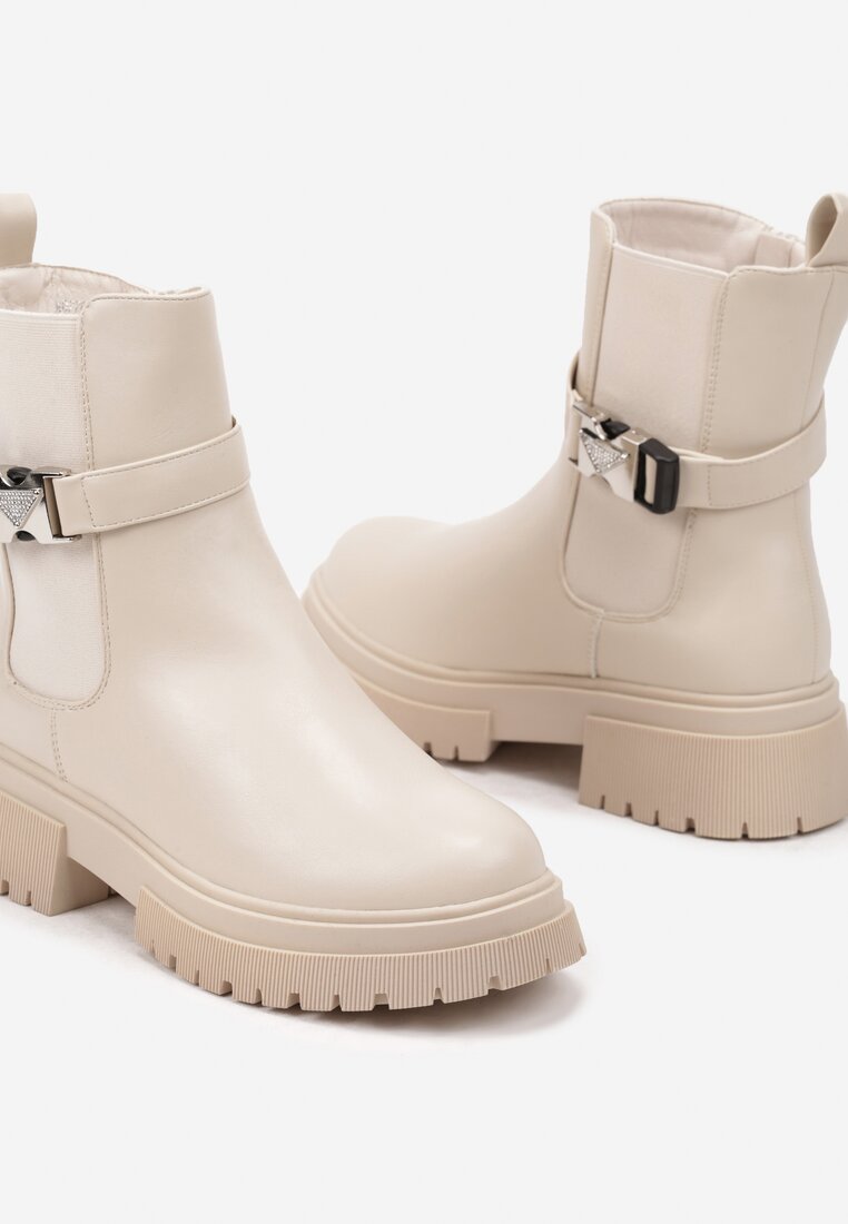 Botine Bej