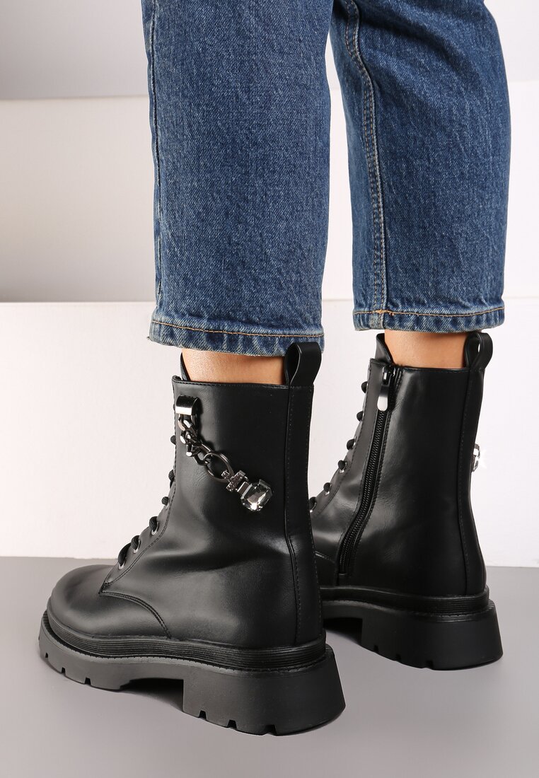 Botine Negre