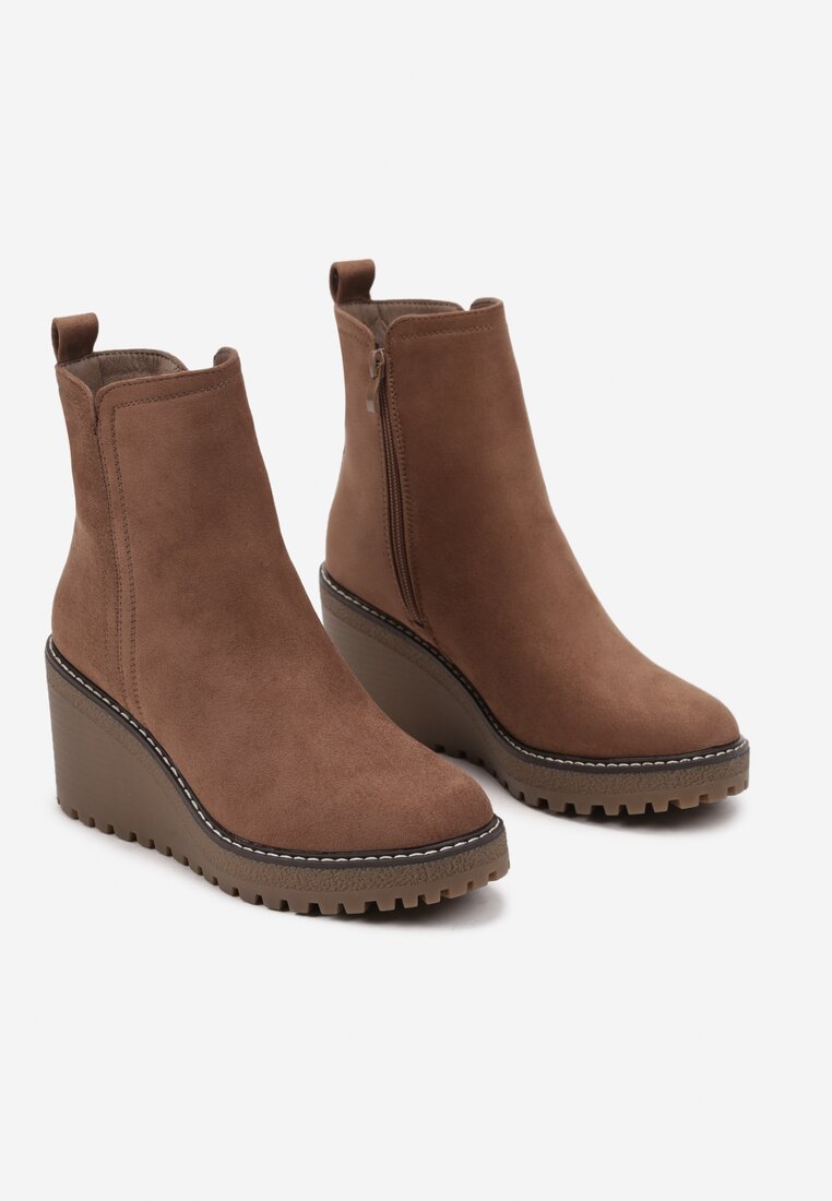 Botine Tarlitha Bej
