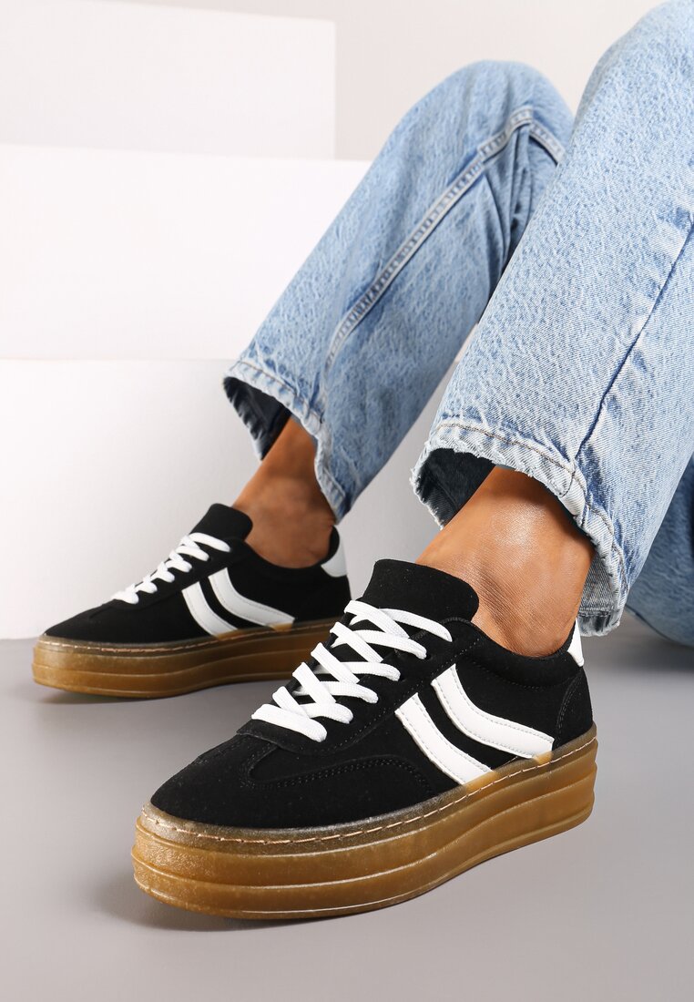 Czarne Sneakersy na Grubszej Podeszwie z Przeszyciami Erisosa