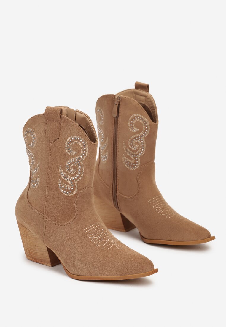 Botine Ansitha Maro