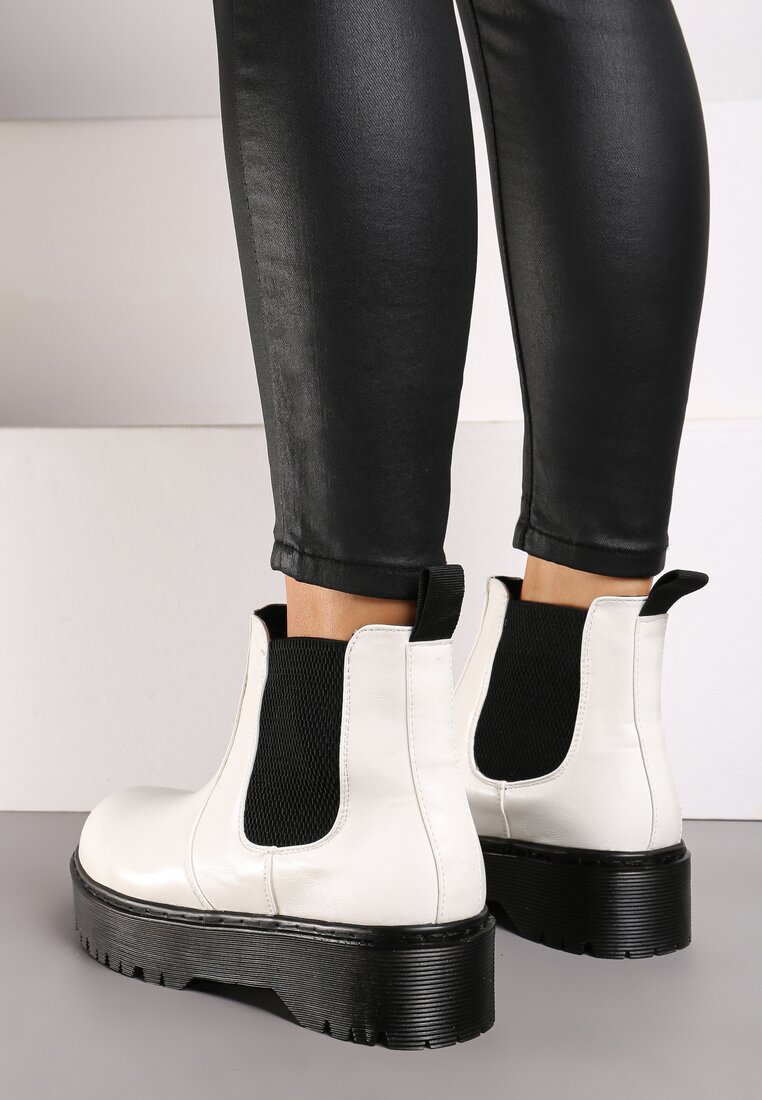 Botine Dailese Albe