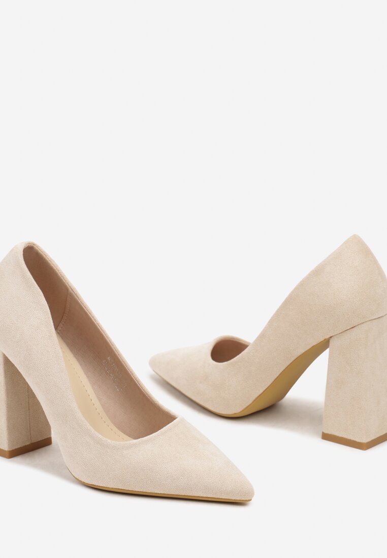 Beżowe Czółenka na Wysokim Słupku ze Szpiczastym Noskiem Pagwe