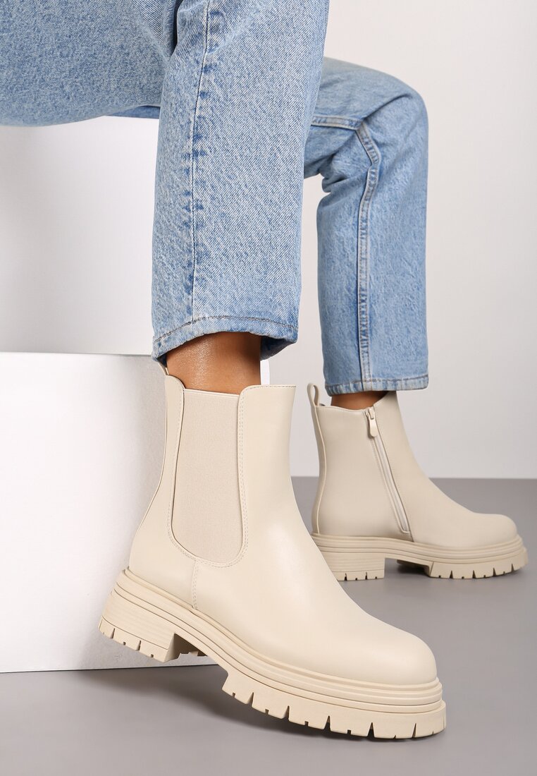 Botine Zetiena Bej