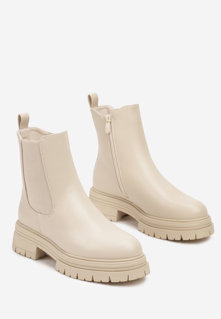 Botine Zetiena Bej