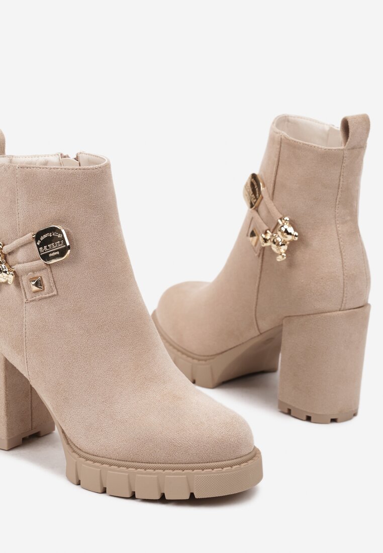 Botine Mialioae Bej