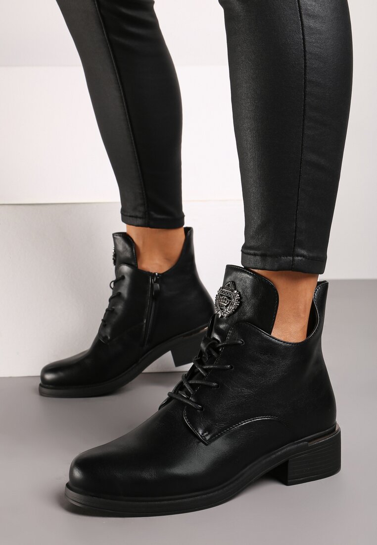Botine Negre