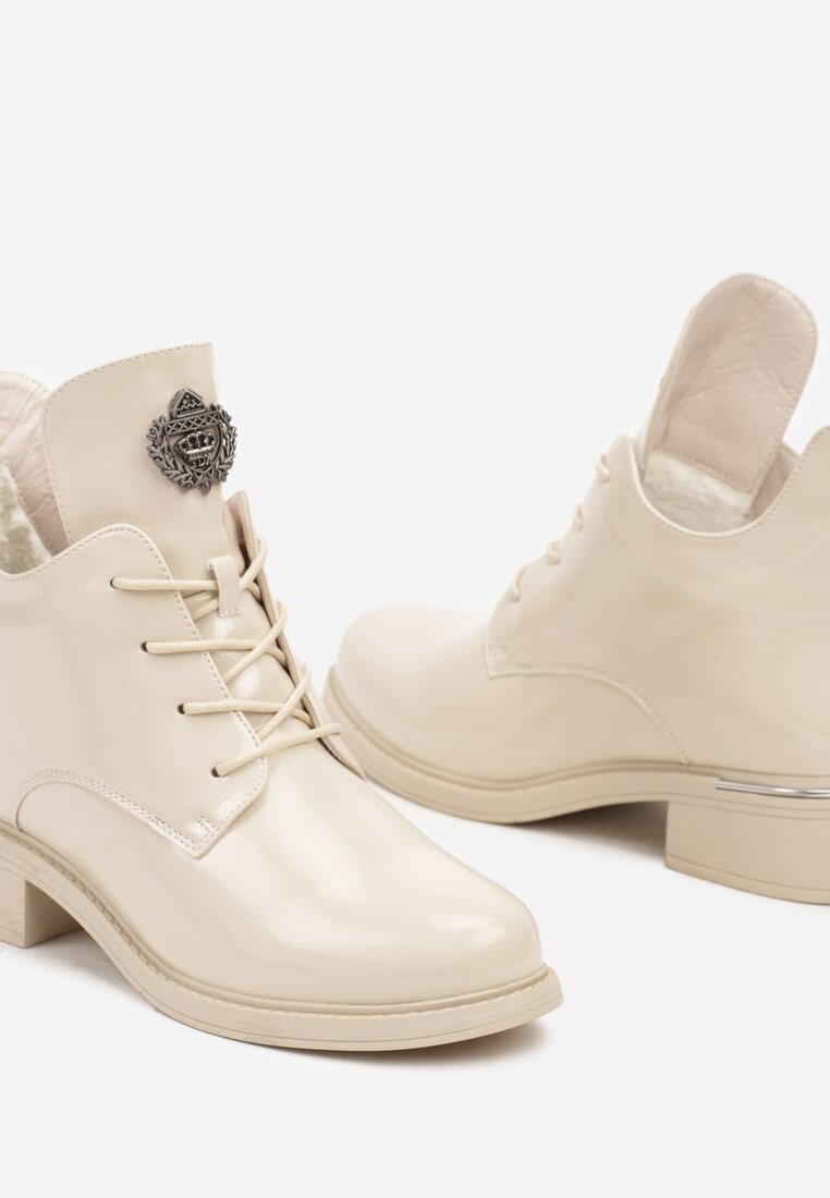 Botine Bej