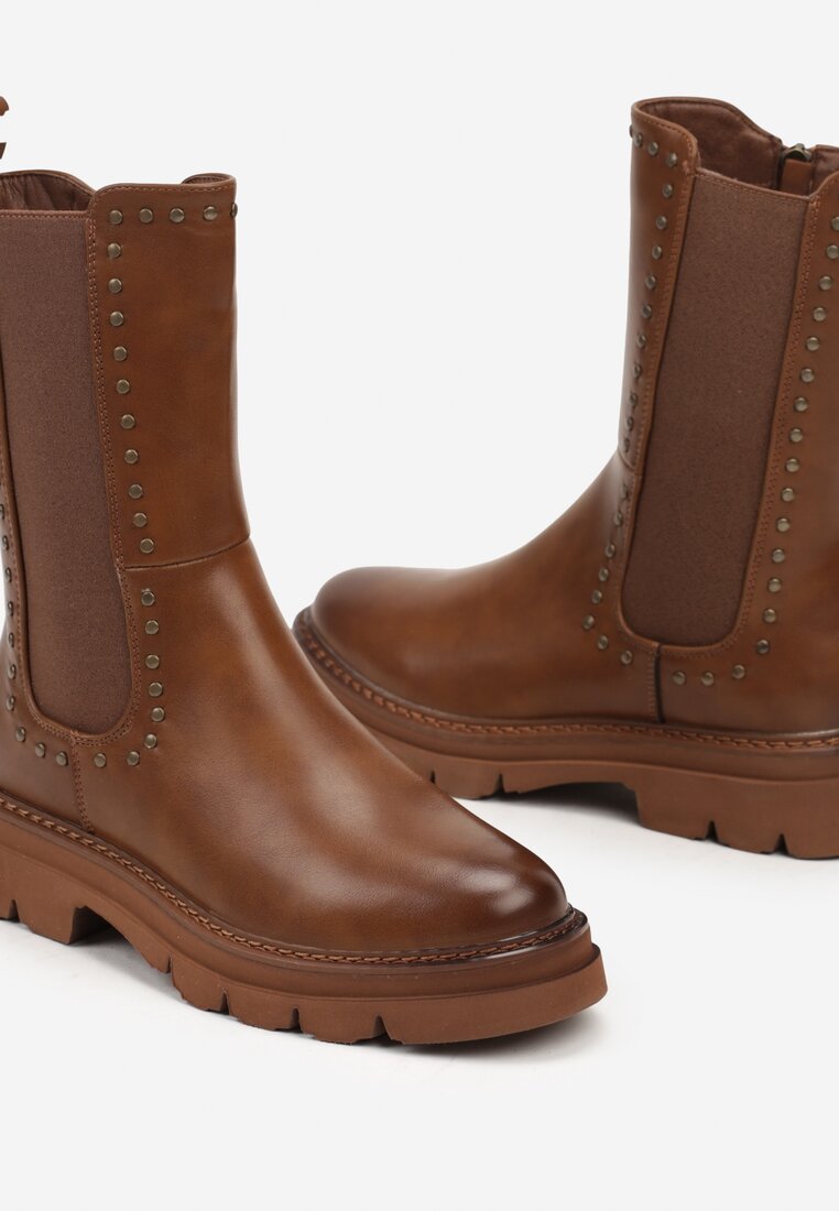 Botine Nirian Maro