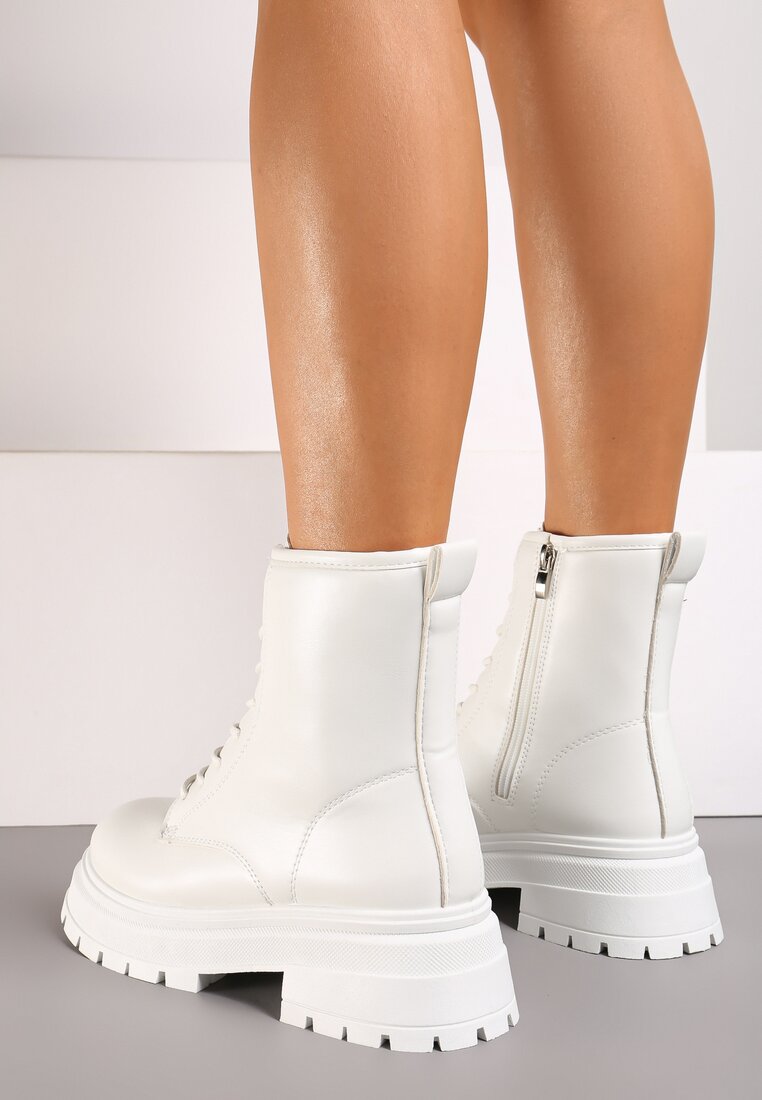 Botine Daitara Albe