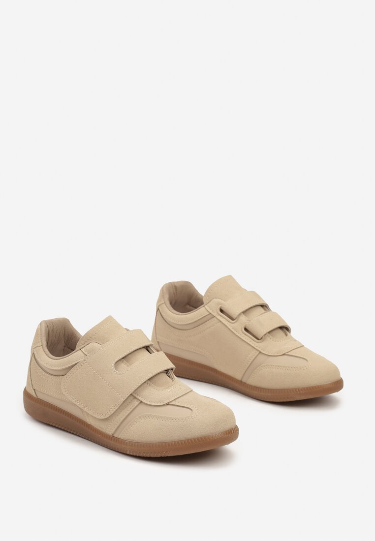 Ciemnobeżowe Sneakersy bez Zdobień z Zapięciem na Rzep Violira