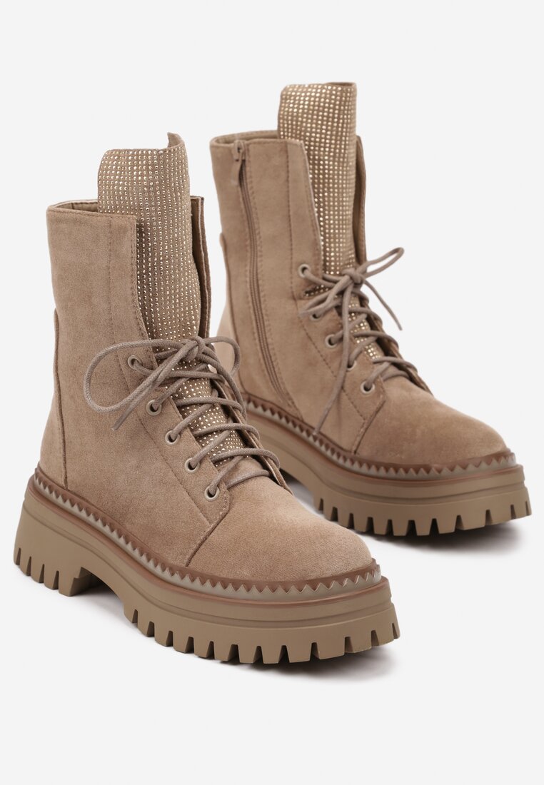 Botine Vaithona Bej