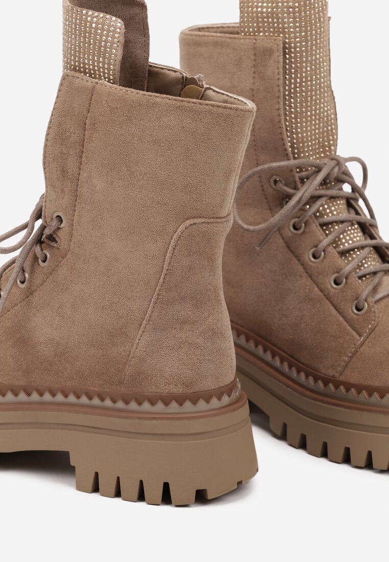 Botine Vaithona Bej