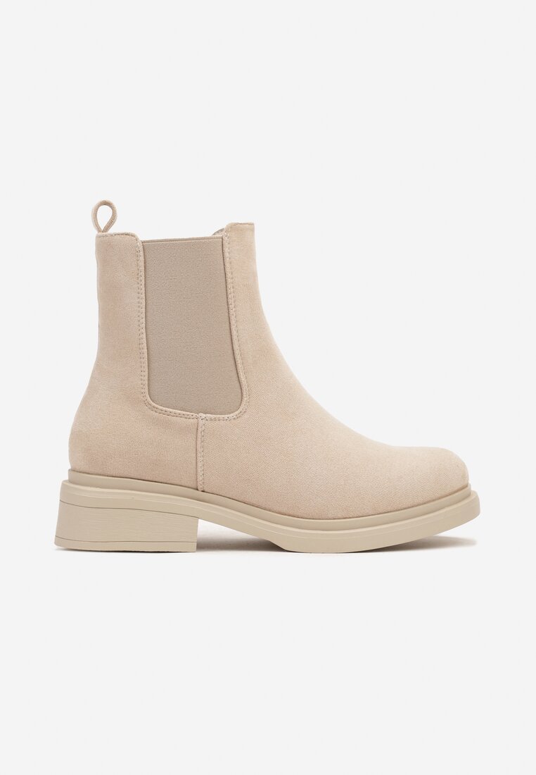 Botine Kaivina Bej