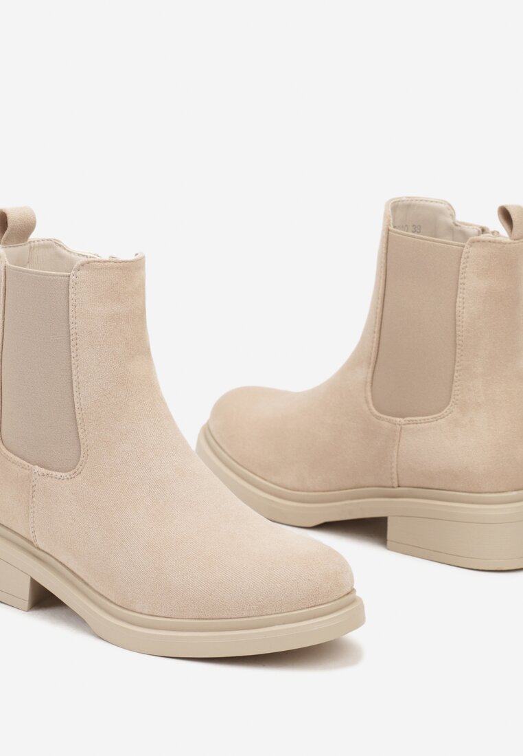 Botine Kaivina Bej