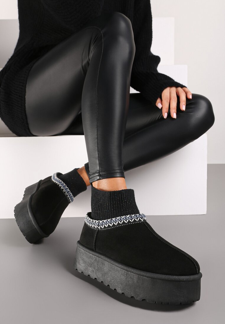 Apreschiuri Avirisa Negre