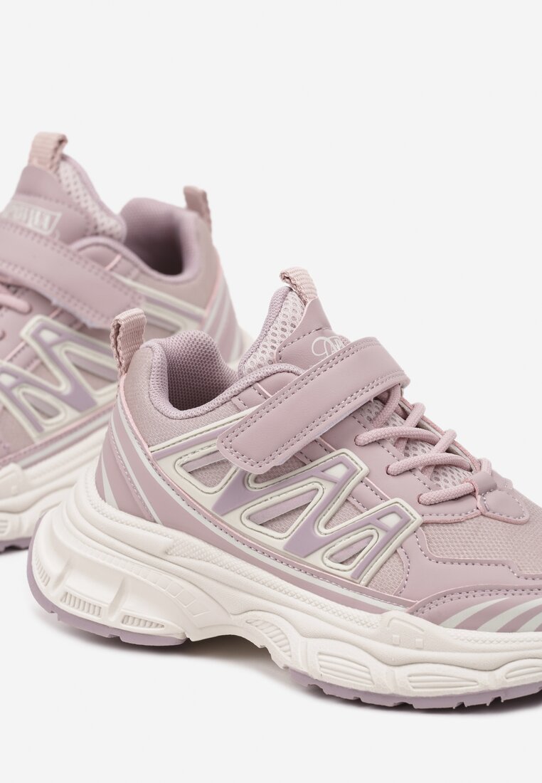 Różowe Buty Sportowe Ozdobione Geometrycznymi Wstawkami na Grubej Podeszwie Lessette