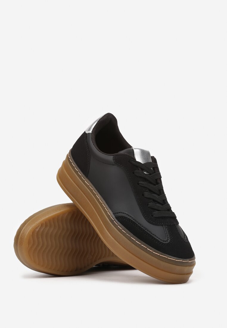 Czarne Sneakersy na Grubej Podeszwie Ozdobione Kontrastowymi Przeszyciami Belmaris