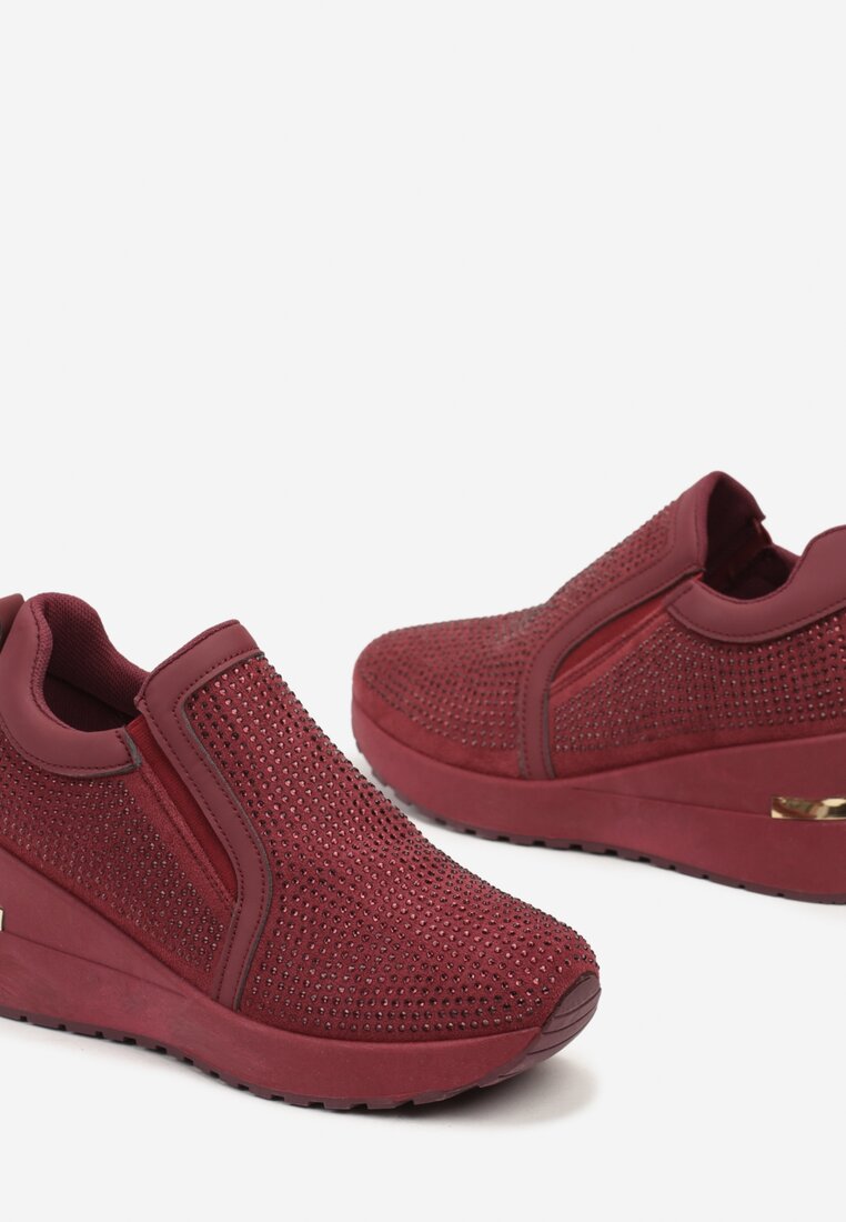 Bordowe Sneakersy na Koturnie Ozdobione Cyrkoniami i Metaliczną Wstawką Lobora