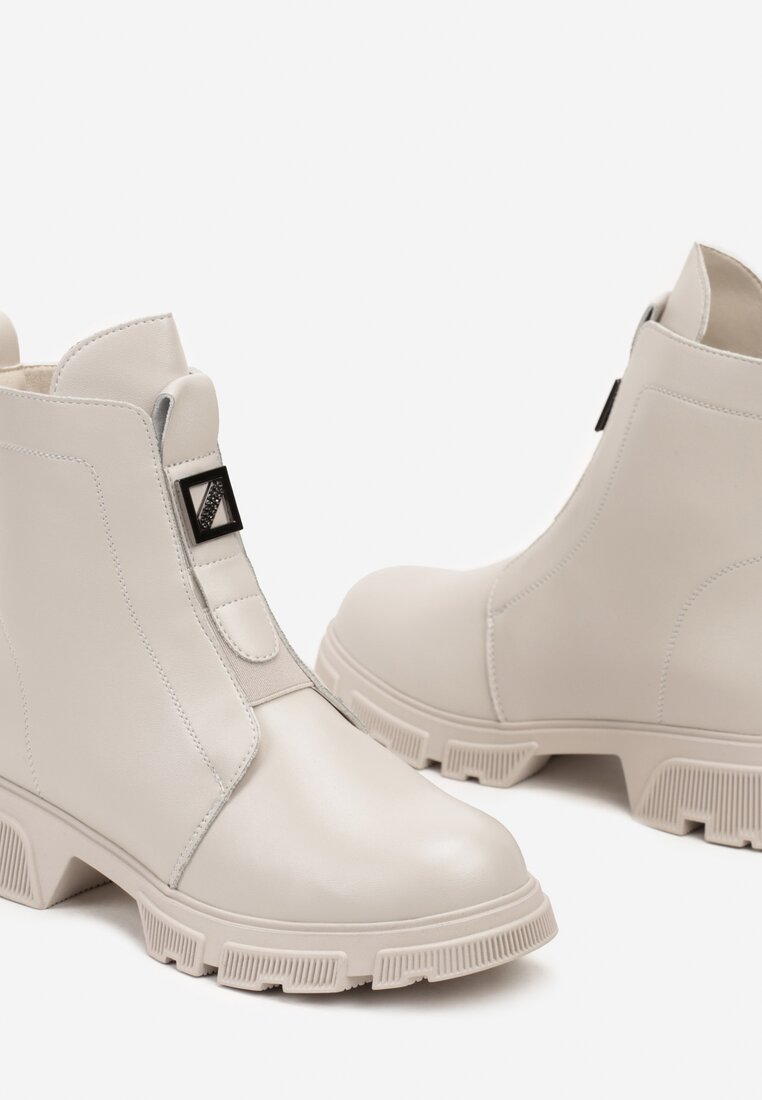 Botine Bej