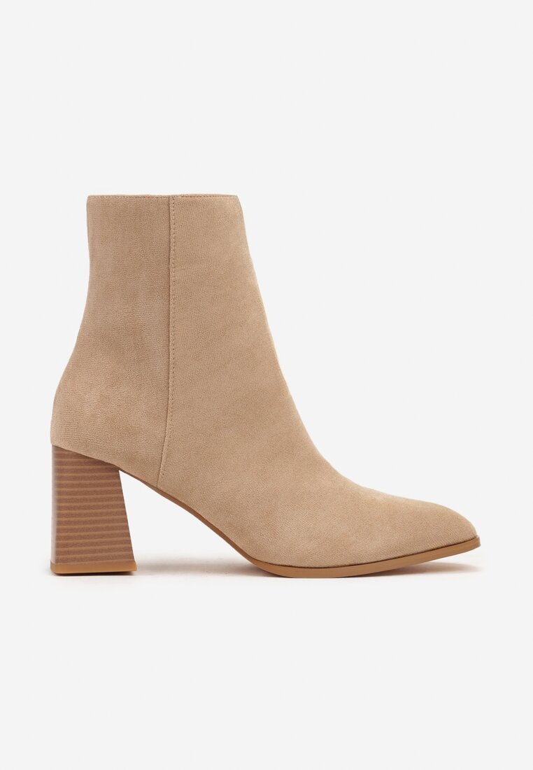 Botine Rievaa Bej
