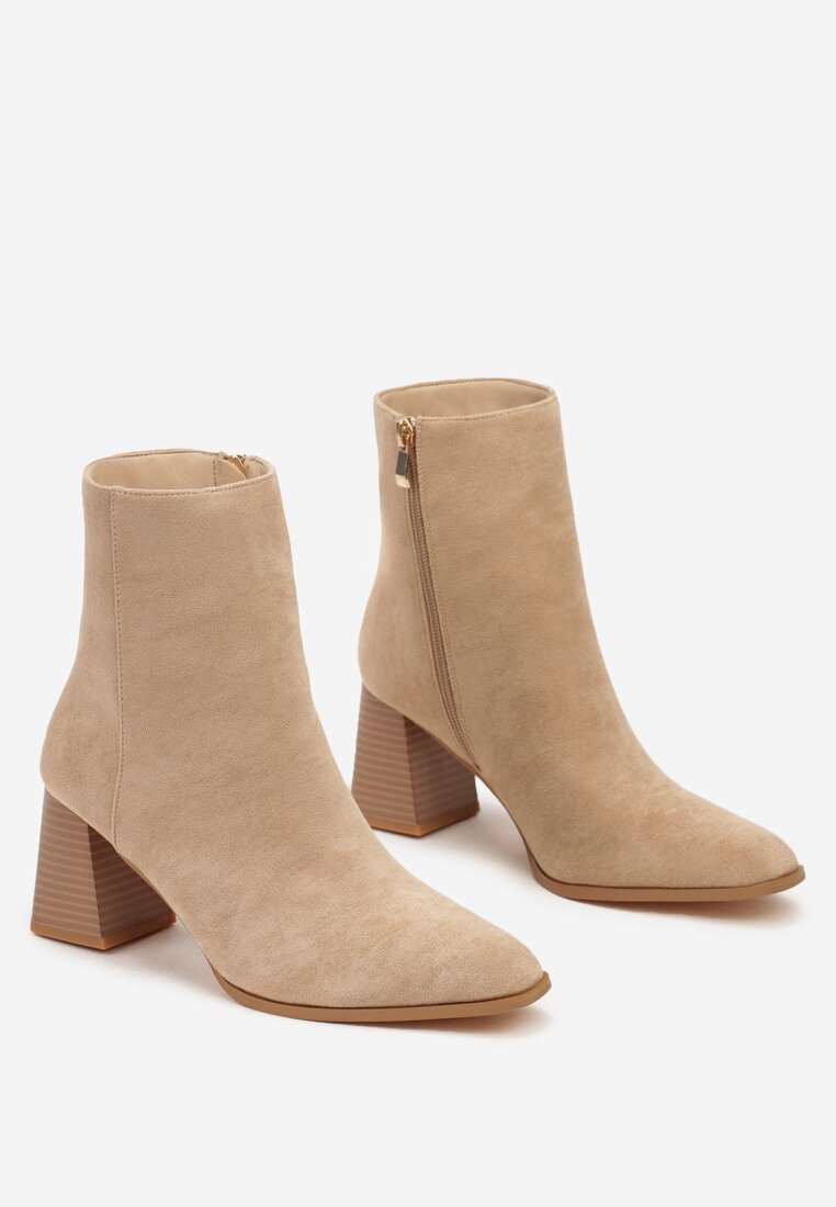 Botine Rievaa Bej