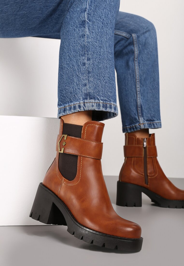 Botine Komina Maro